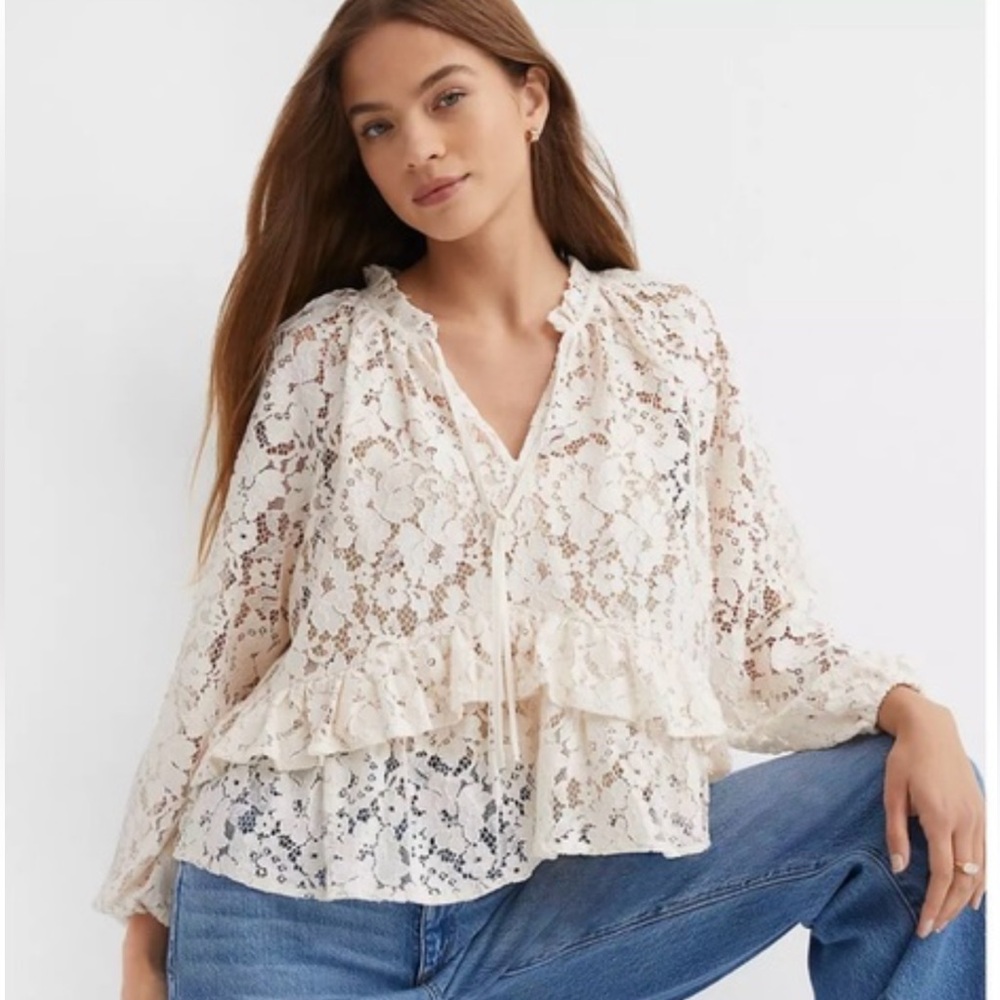 NWT LOFT Women’s Whitecap Cream Floral Lace Ruffle Peplum Blouse Top size L - Picture 2 of 8